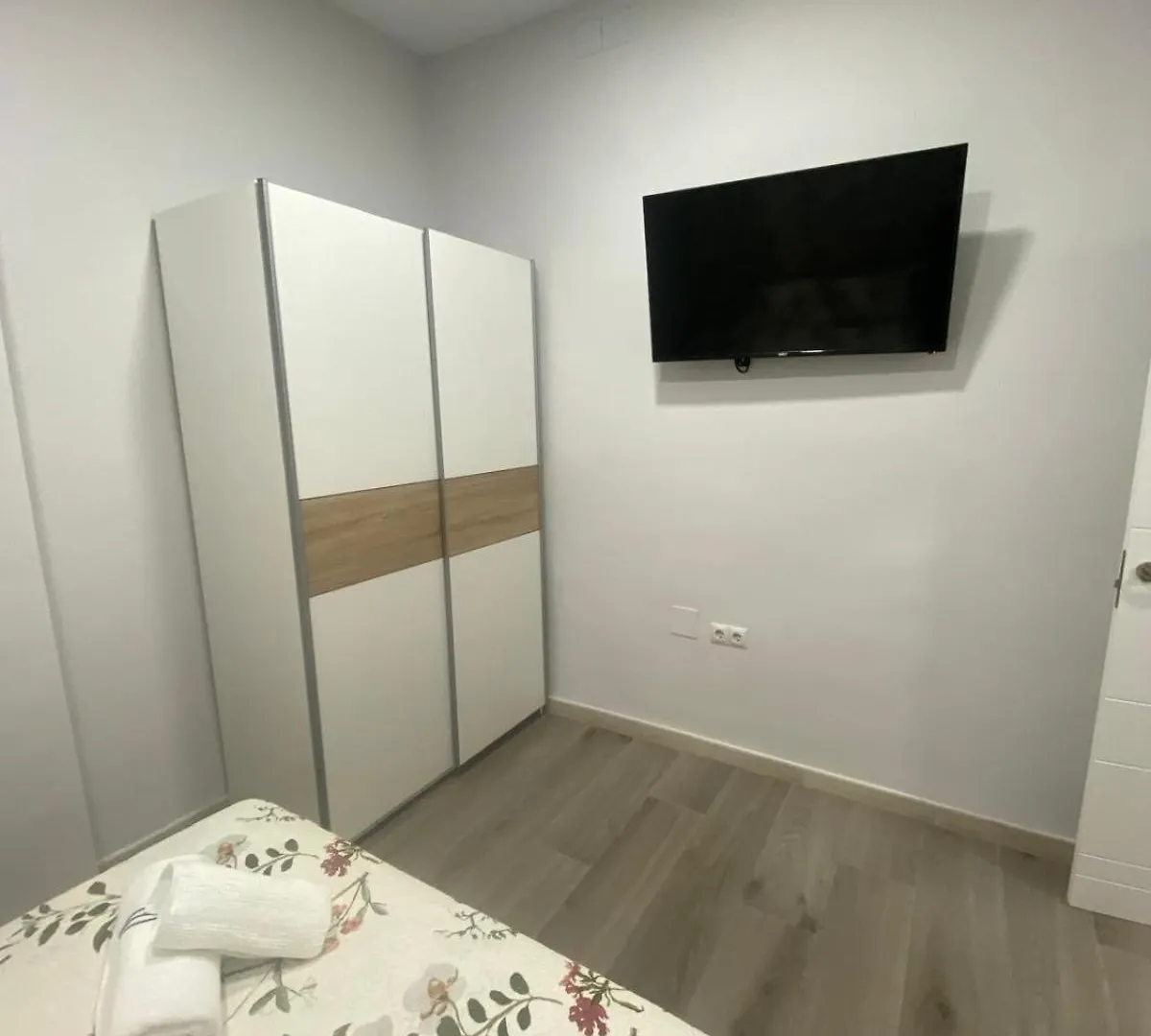 Aparatamento Vacacional En Huelin 말라가